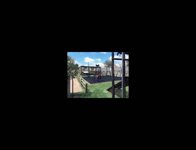 2 BEDROOM APARTMENT FOR SALE IN BARBEQUE DOWNS